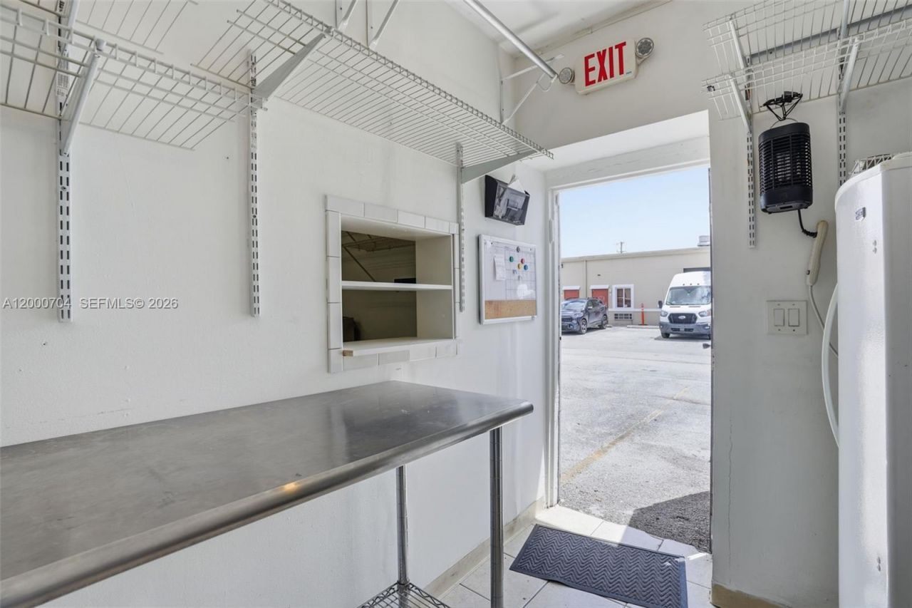 Commercial Kitchen For Sale In Hialeah Gardens, Hialeah Gardens, FL 33016 Photo