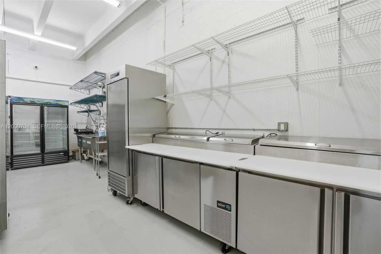 Commercial Kitchen For Sale In Hialeah Gardens, Hialeah Gardens, FL 33016 Photo