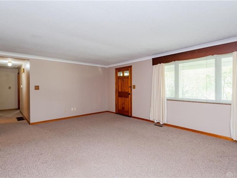 712 Hile Lane, Englewood, OH 45322 Photo 9