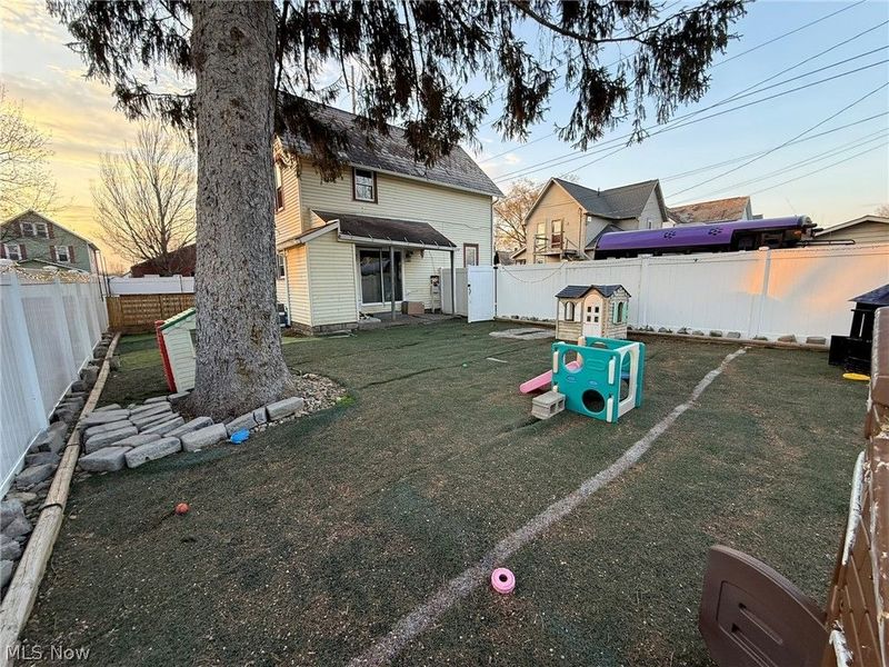 434 E 4th Street, Dover, OH 44622 Photo 19