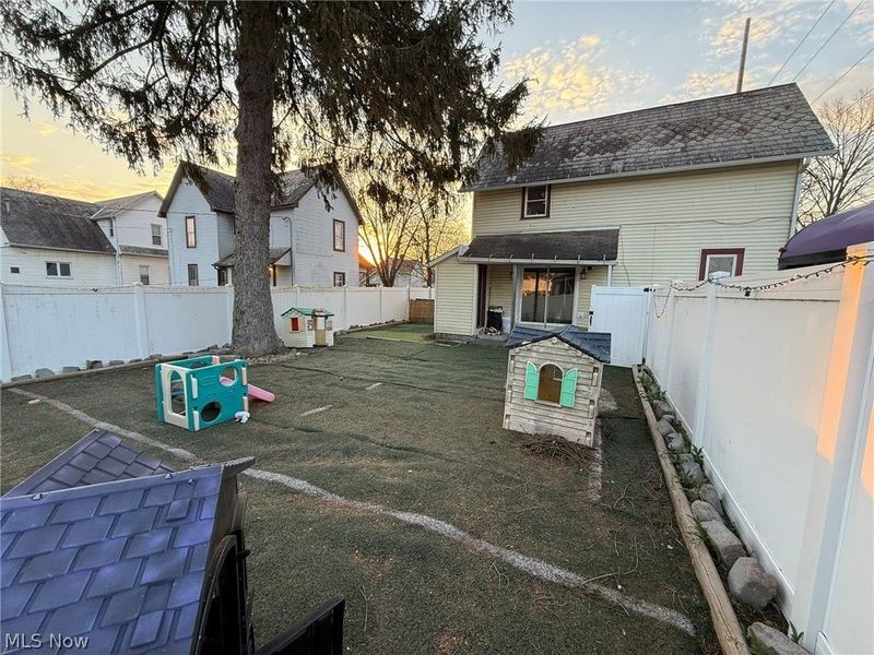 434 E 4th Street, Dover, OH 44622 Photo 21