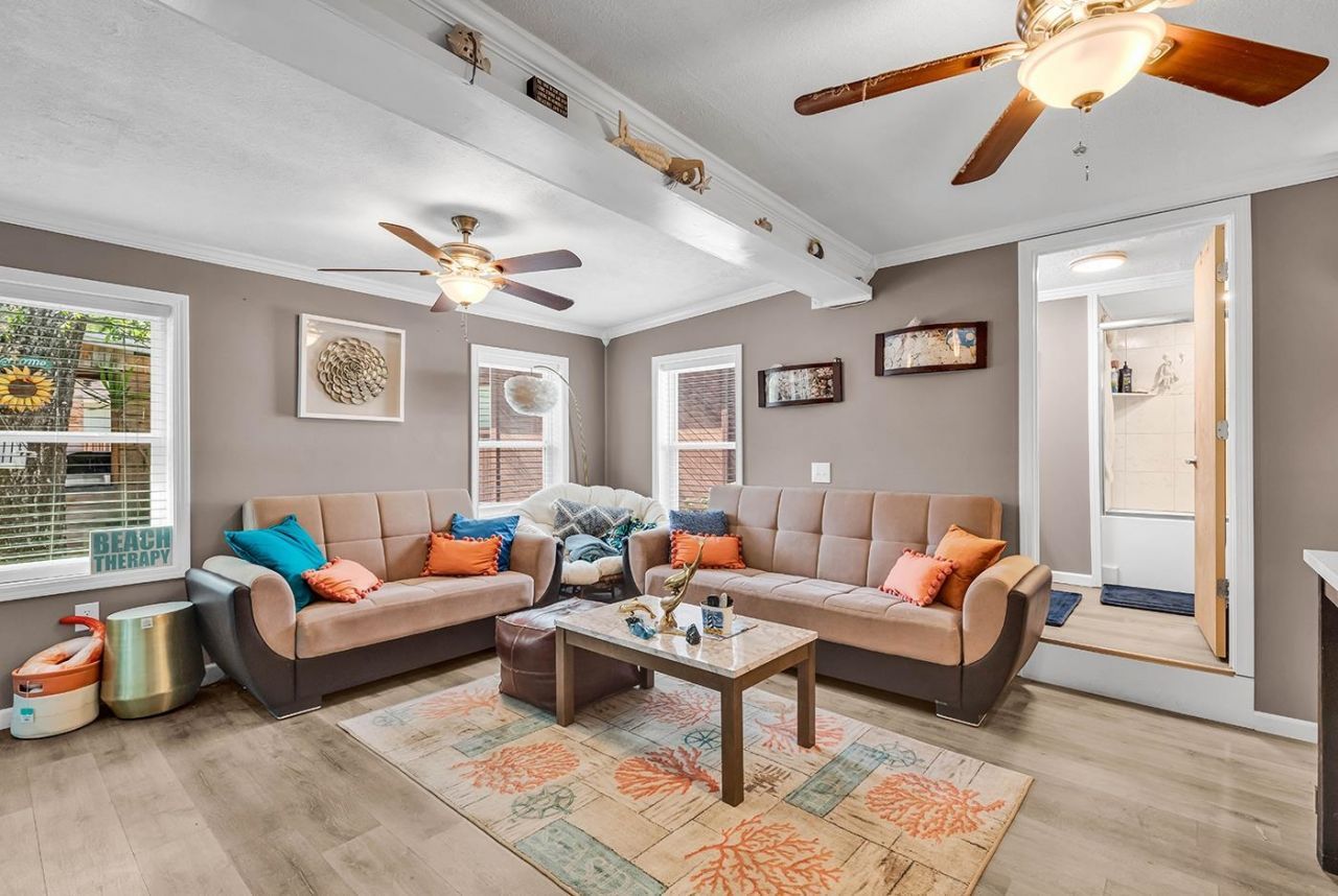 6001-n73 South Kings Hwy. Photo 4