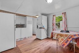 101 Dubbs Ave photo 4