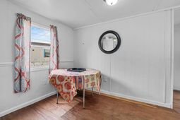 101 Dubbs Ave photo 4