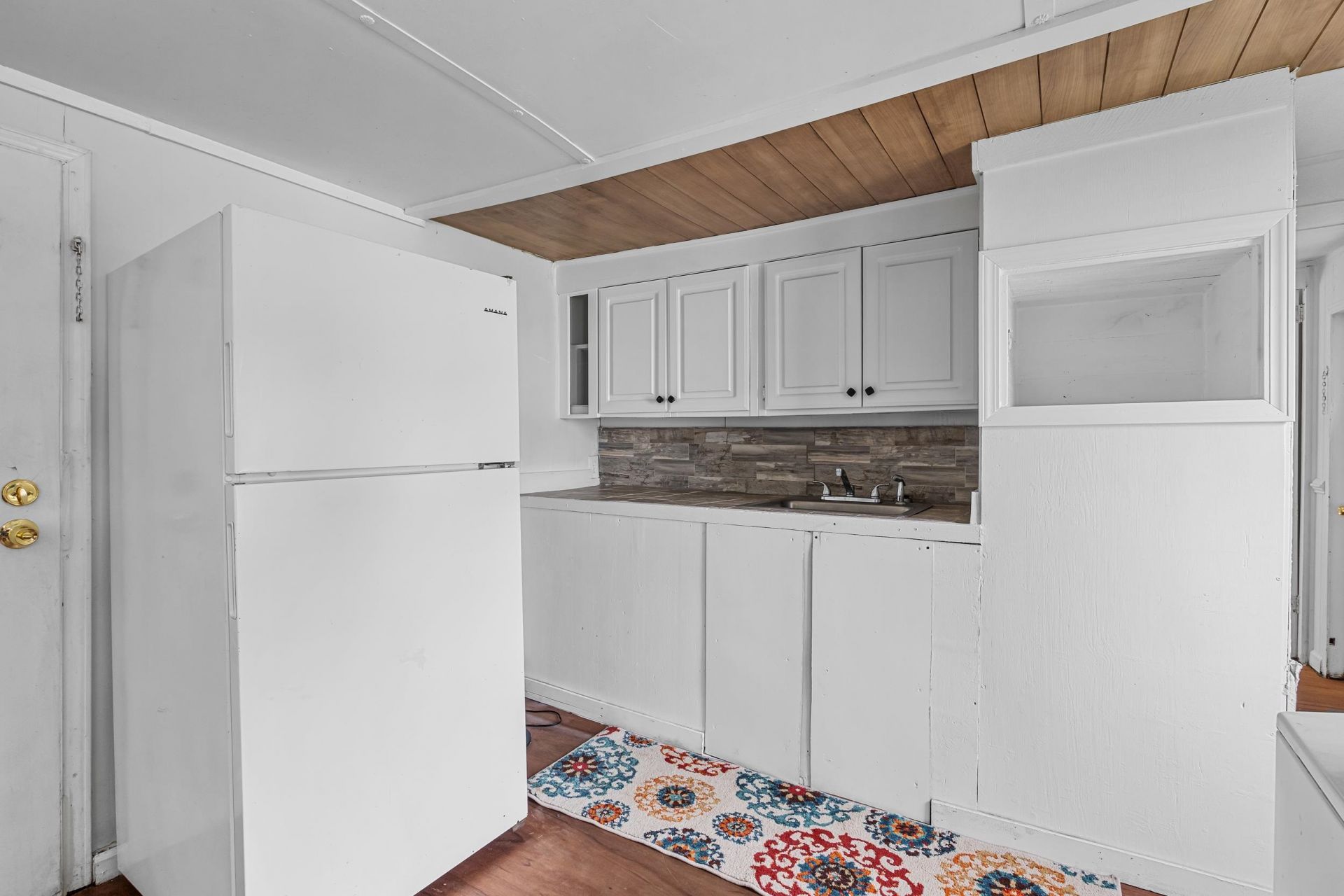 101 Dubbs Ave Photo 6