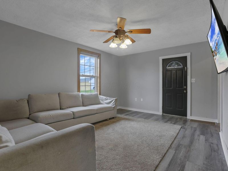 699 E 2nd Street, Logan, OH 43138 Photo 10