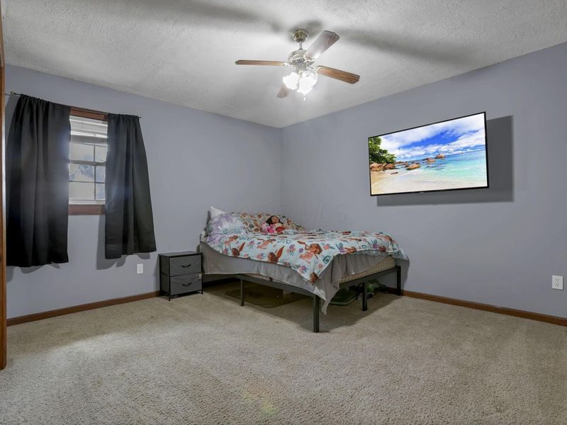 699 E 2nd Street, Logan, OH 43138 Photo 27