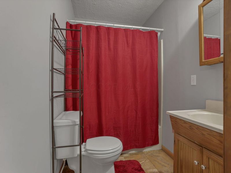 699 E 2nd Street, Logan, OH 43138 Photo 28