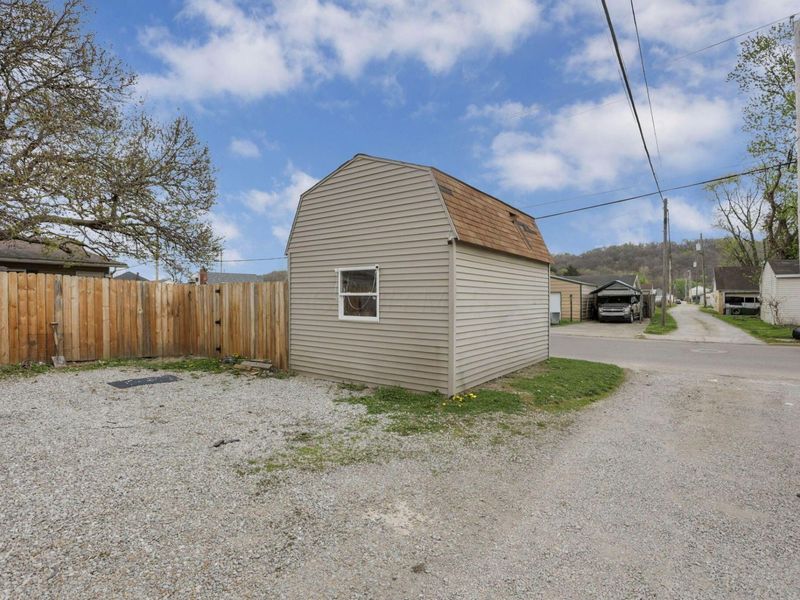 699 E 2nd Street, Logan, OH 43138 Photo 53