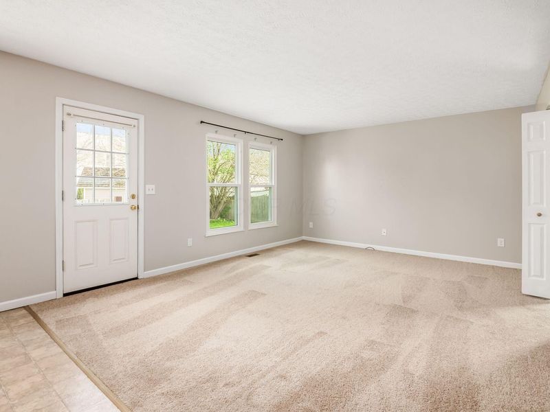 6222 Buckeye Parkway, Grove City, OH 43123 Photo 20