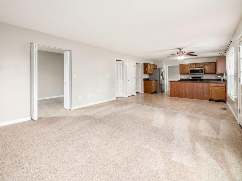 6222 Buckeye Parkway, Grove City, OH 43123 Photo 22