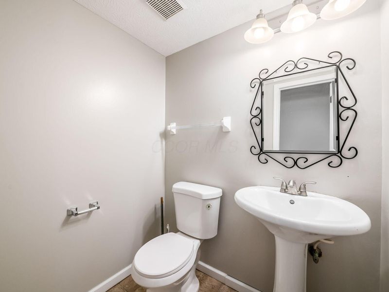 6222 Buckeye Parkway, Grove City, OH 43123 Photo 25