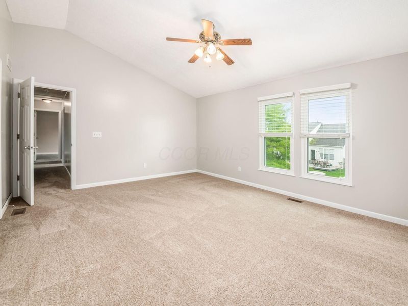 6222 Buckeye Parkway, Grove City, OH 43123 Photo 27