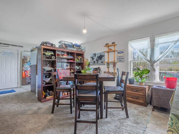 5654 W National Road, Springfield, OH 45504