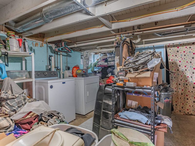 5654 W National Road, Springfield, OH 45504 Photo 13