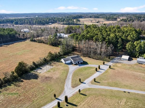 229 Davis Lane Lane, Old Fort, TN 37362