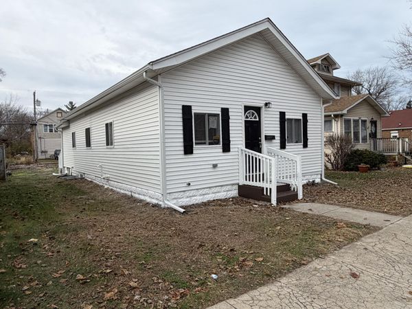 3744 Washington Street , Gary, IN 46408