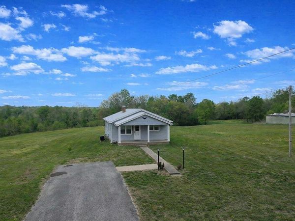5228 Edmonton Road , Greensburg, KY 42743