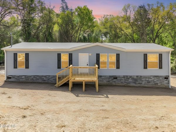 517 Smokey Drive, Loudon, TN 37774