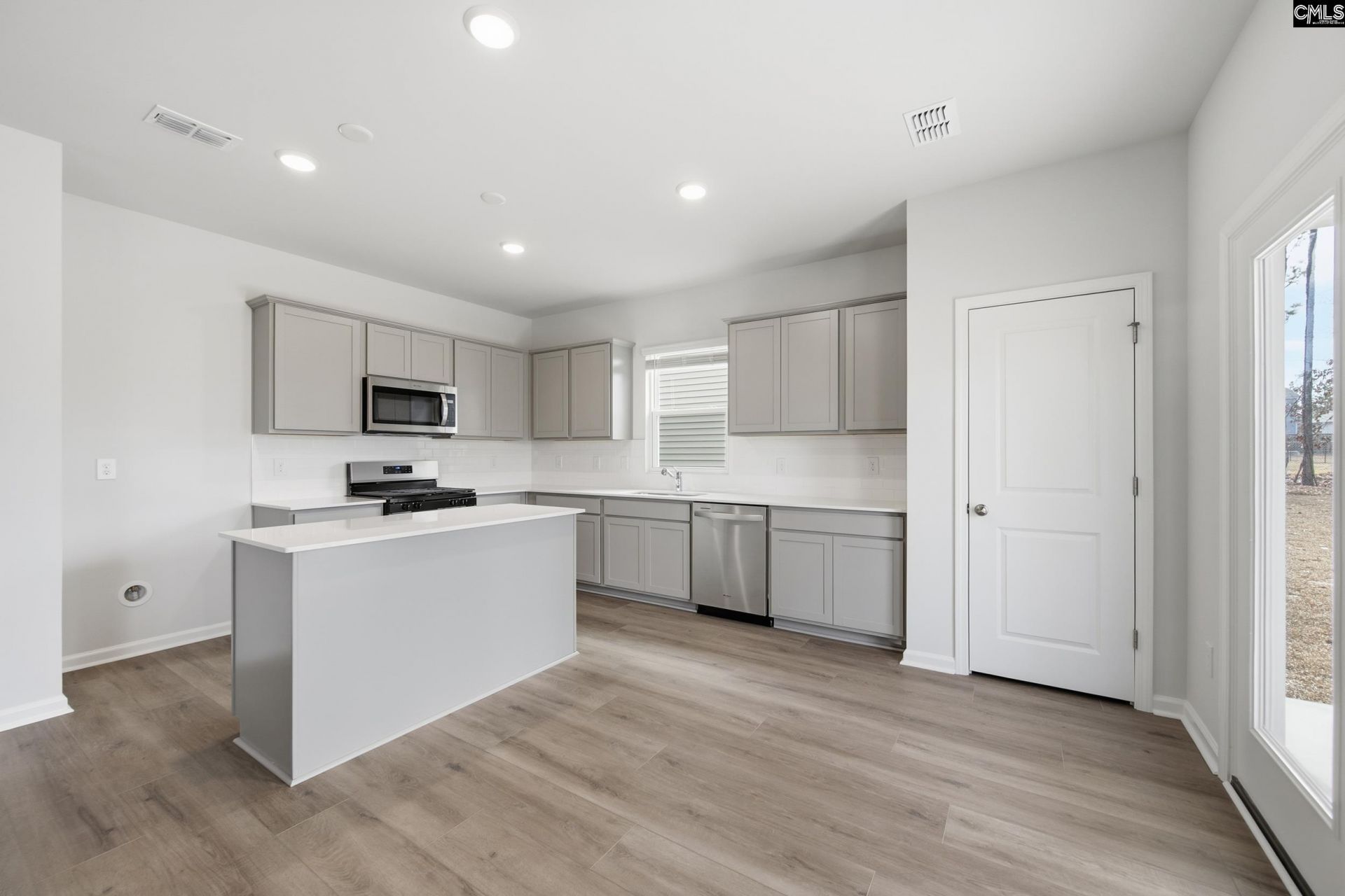 422 Edith Court Photo 17