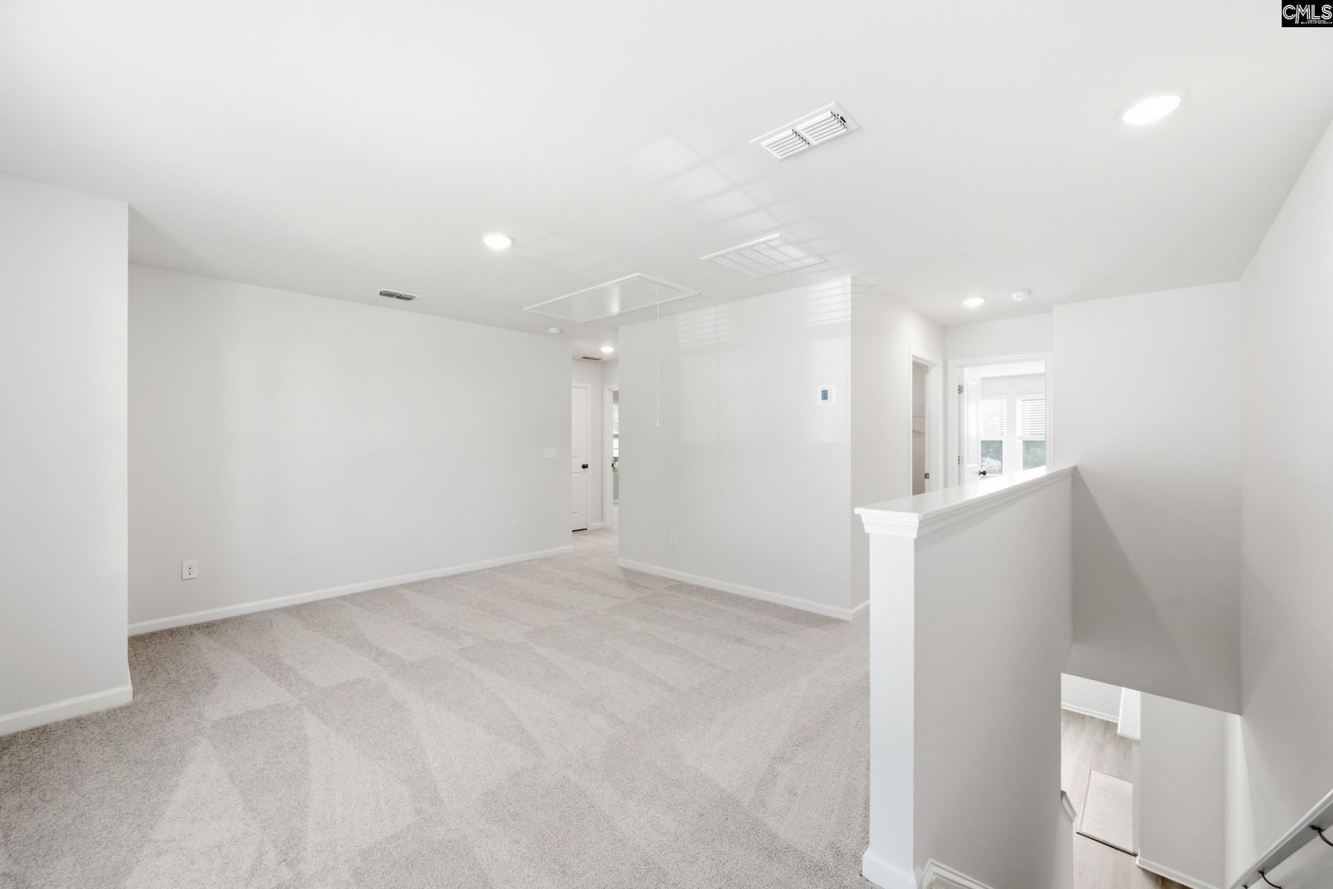 422 Edith Court Photo 17