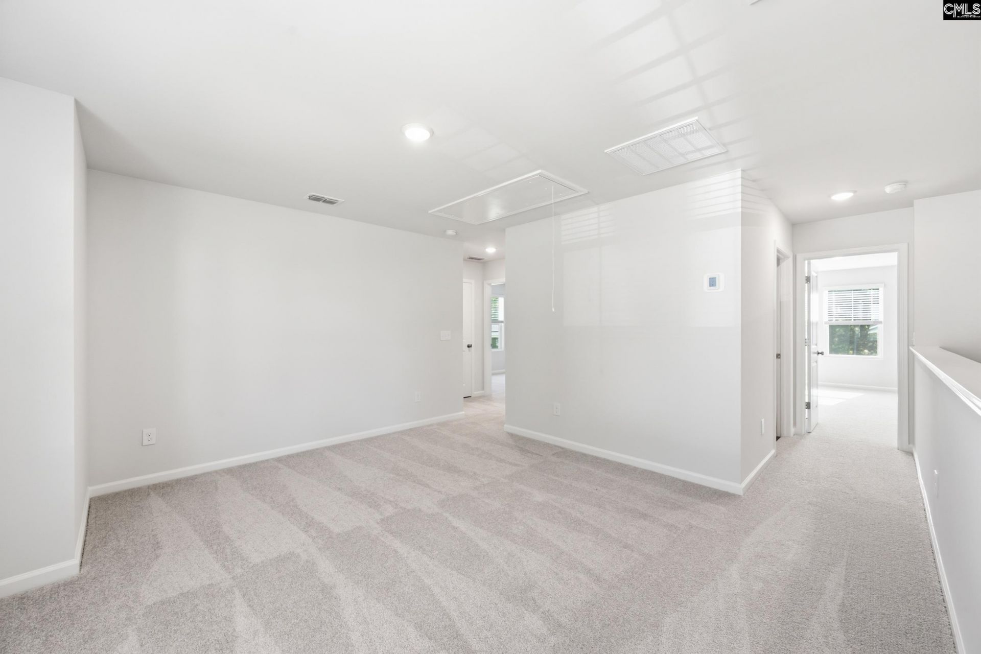 422 Edith Court Photo 18