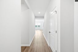 422 Edith Court photo 4