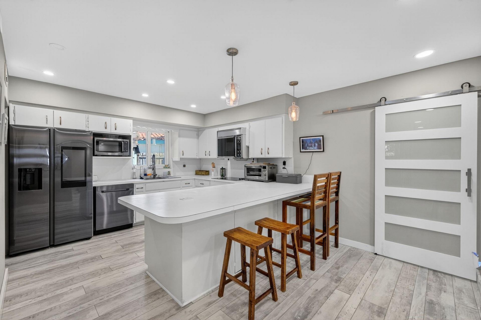 1570 NE 30th Place, Oakland Park, FL 33334 Photo