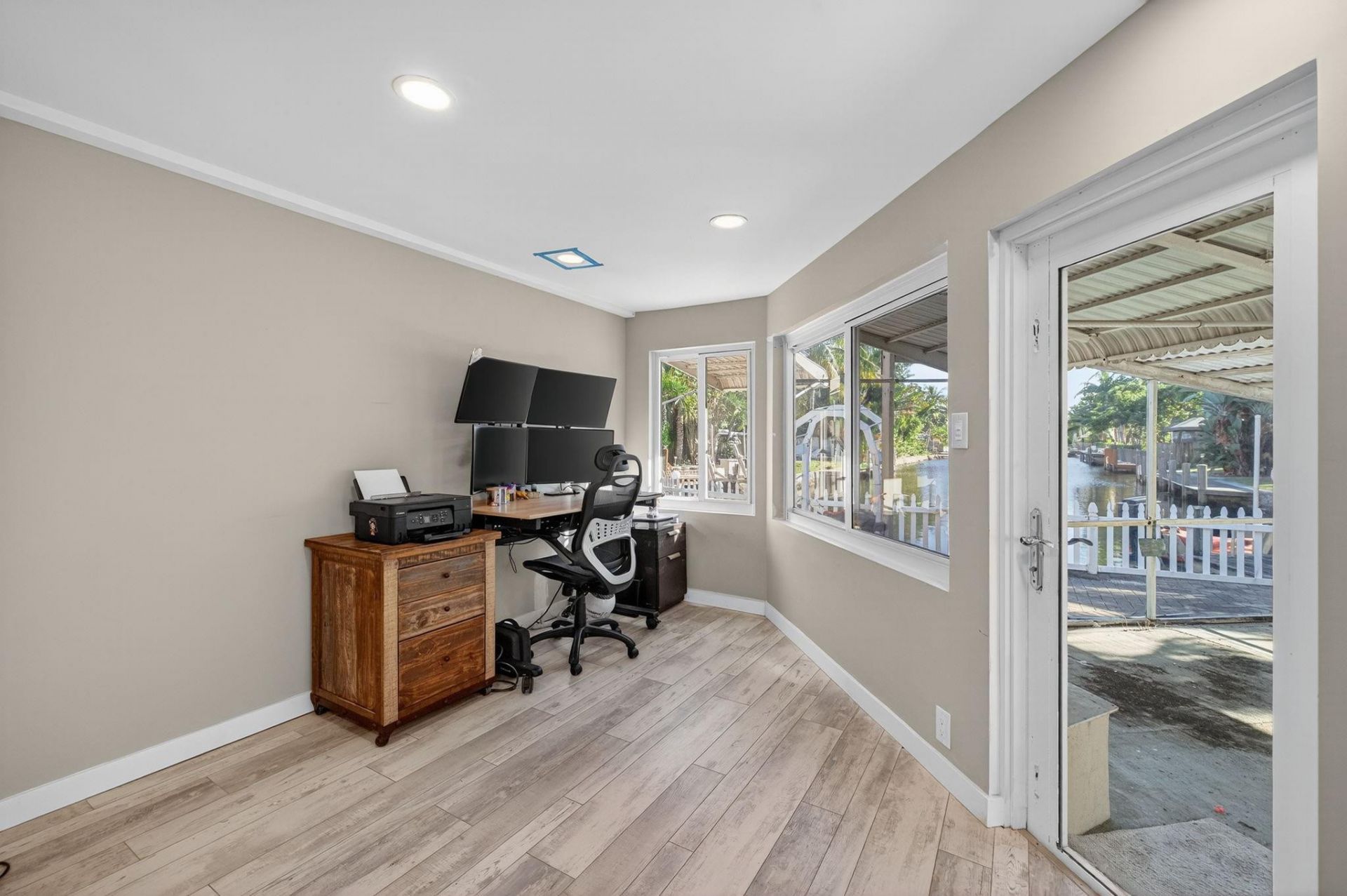 1570 NE 30th Place, Oakland Park, FL 33334 Photo
