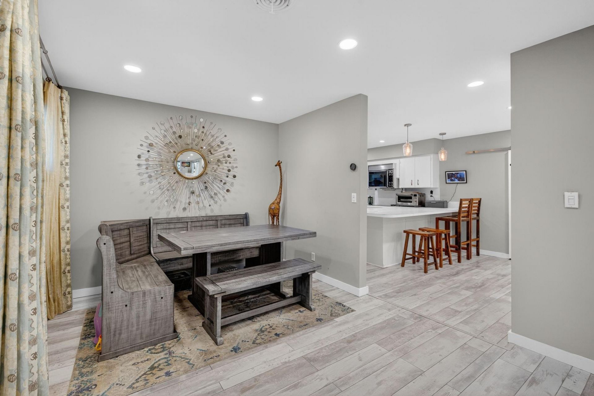 1570 NE 30th Place, Oakland Park, FL 33334 Photo