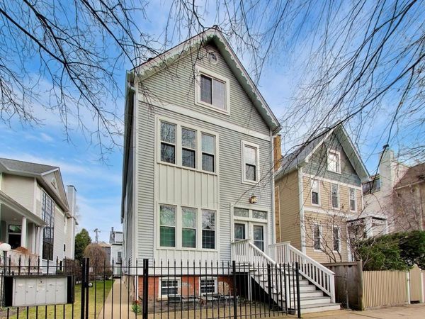 1232 W Nelson Street , Unit B, Chicago, IL 60657