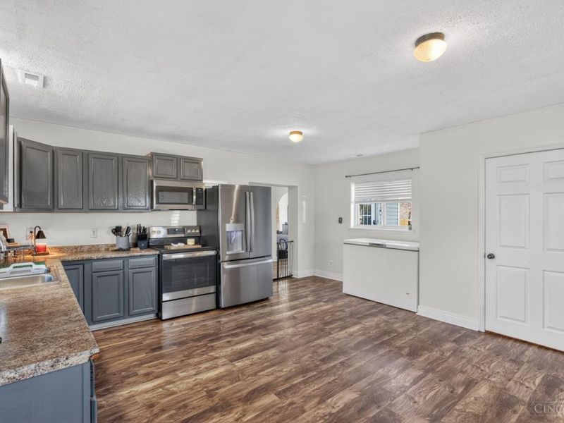 410 Coffee Street, Felicity, OH 45120 Photo 2