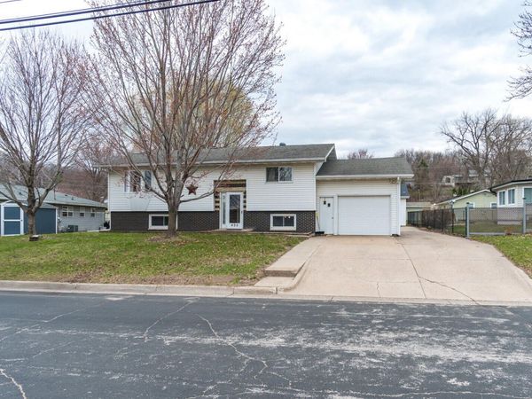 425 Church St, Holmen, WI 54636