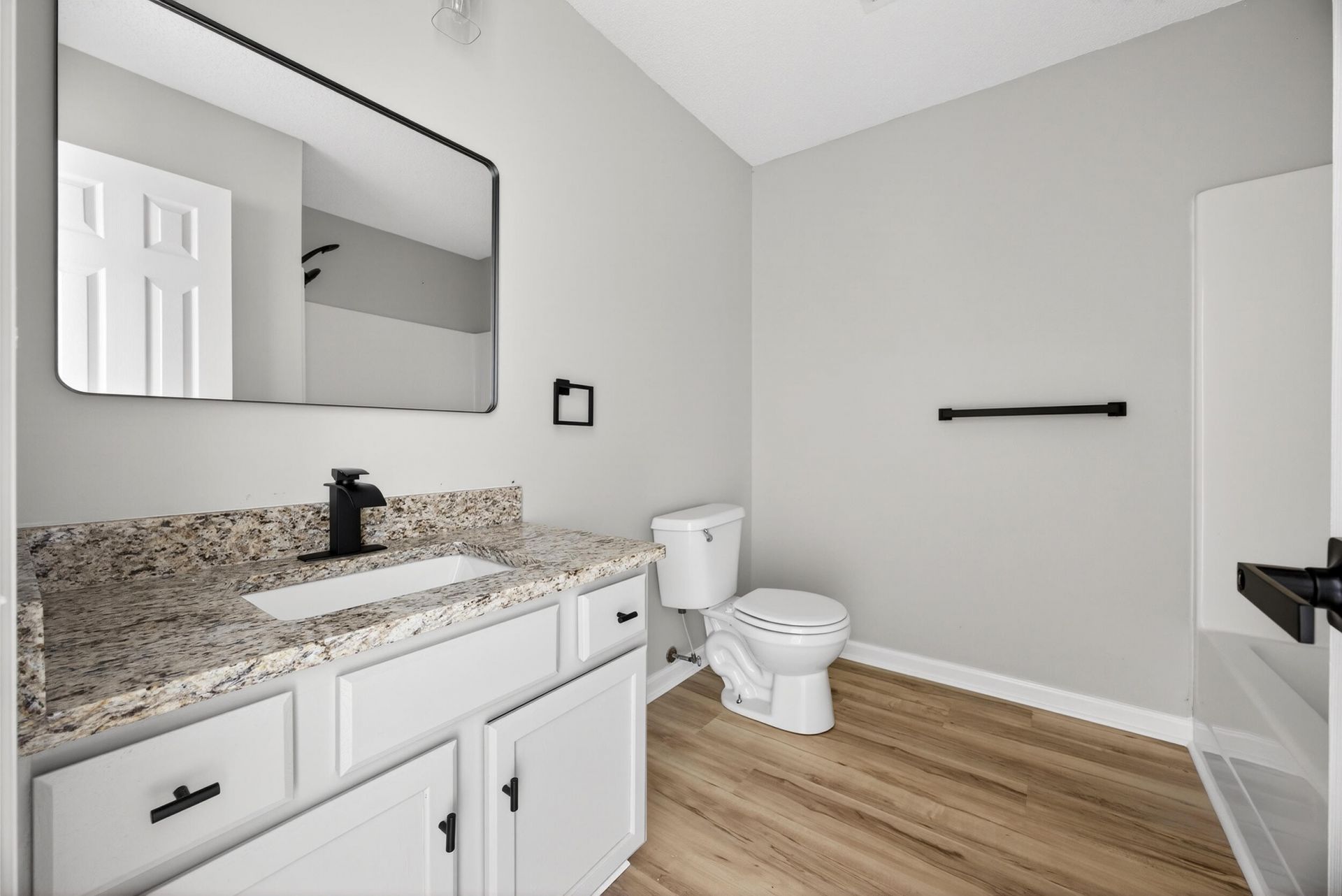 337 Majority Road Photo 20