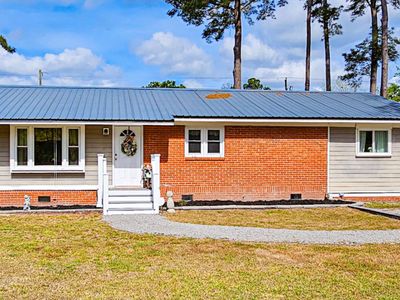 718 Azalea, Walterboro, SC 29488