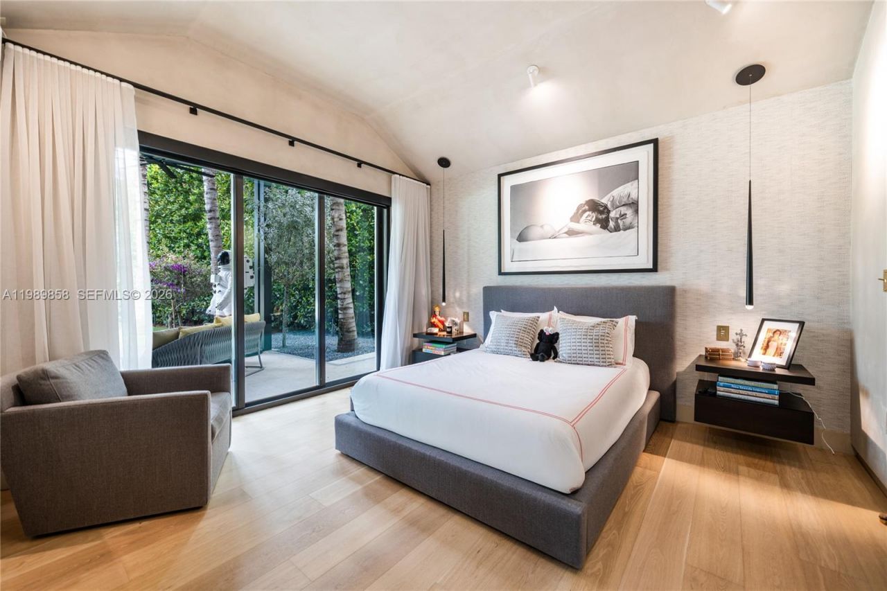 967 NE 78th St, Miami, FL 33138 Photo