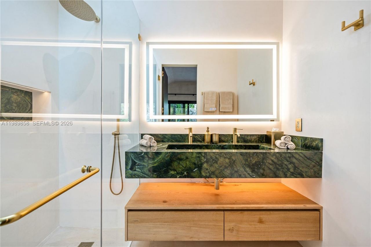 967 NE 78th St, Miami, FL 33138 Photo