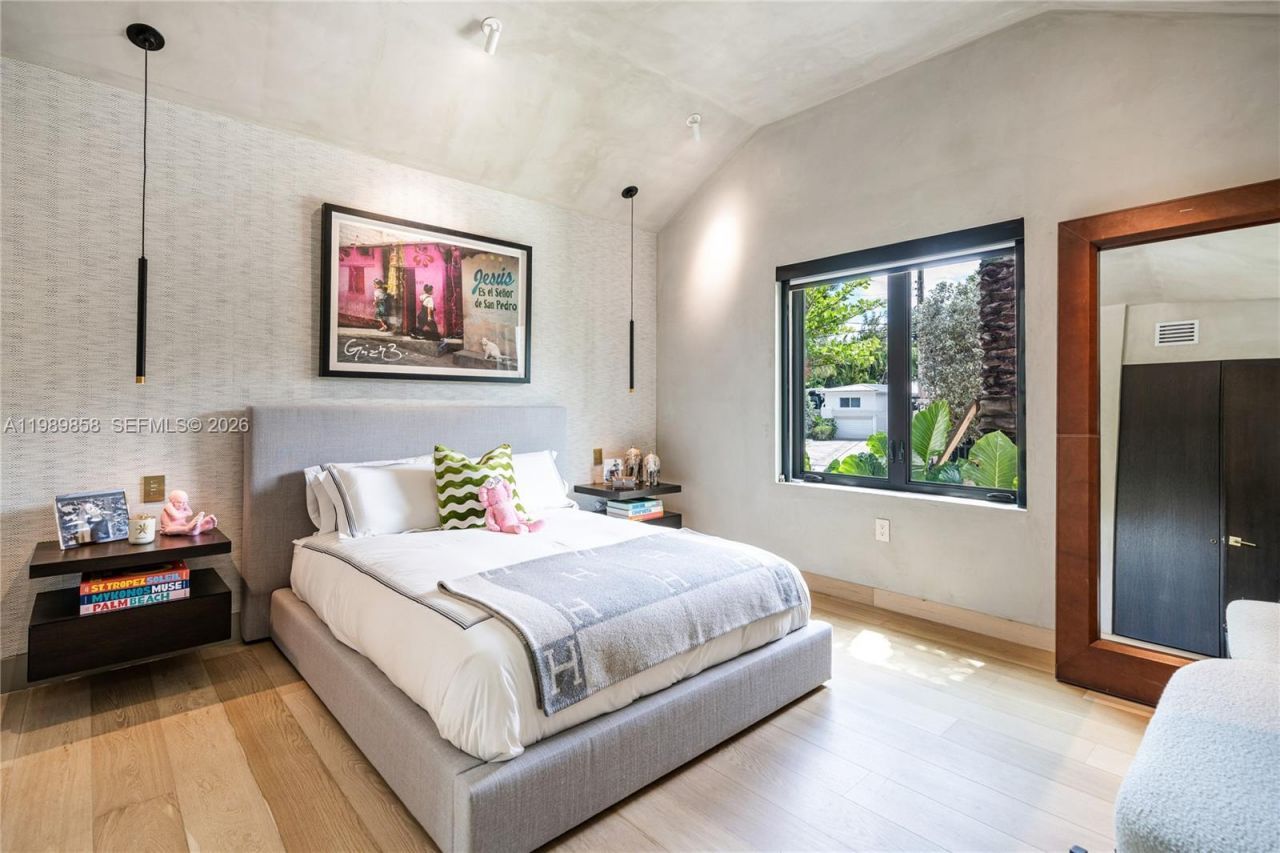 967 NE 78th St, Miami, FL 33138 Photo