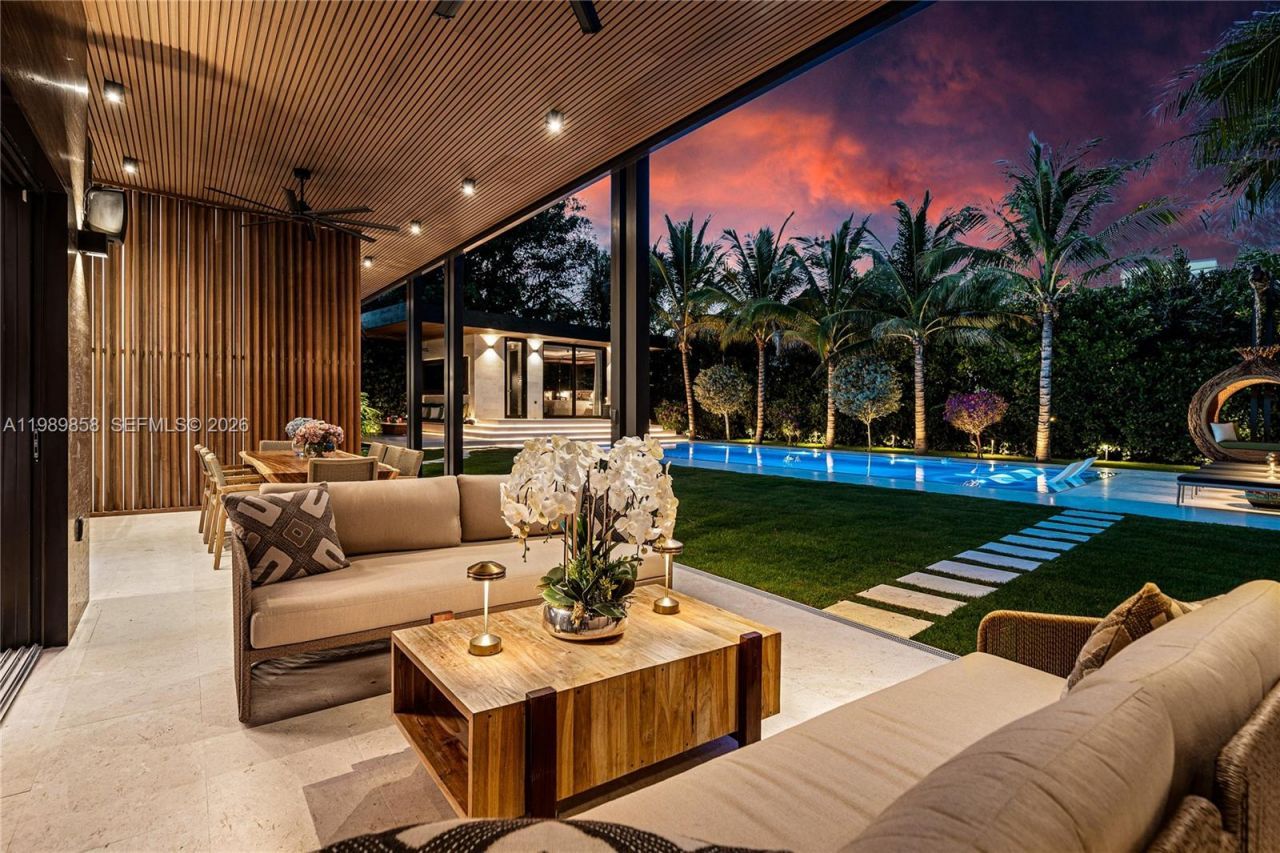 967 NE 78th St, Miami, FL 33138 Photo