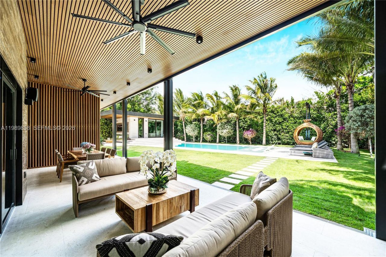 967 NE 78th St, Miami, FL 33138 Photo