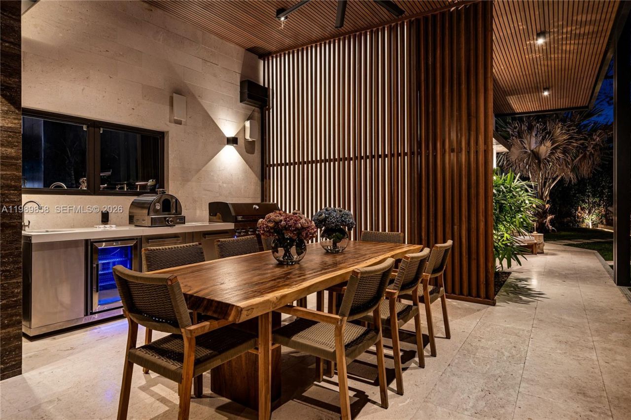 967 NE 78th St, Miami, FL 33138 Photo