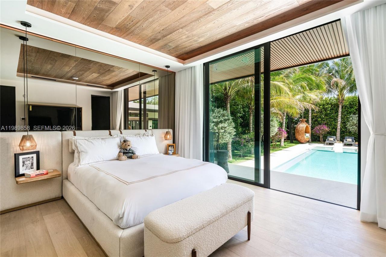 967 NE 78th St, Miami, FL 33138 Photo