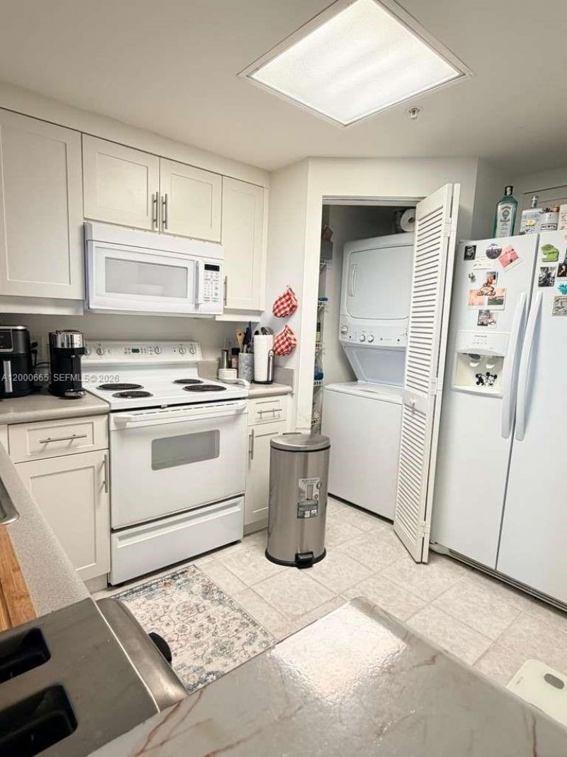 701 Brickell Key Blvd, Unit 1501, Miami, FL 33131 Photo