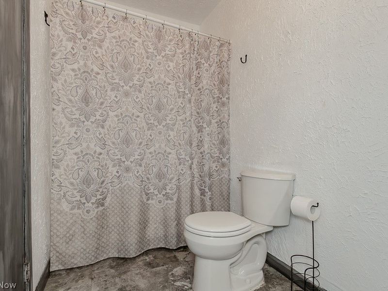 5829 Laskey Road, Rome, OH 44085 Photo 33