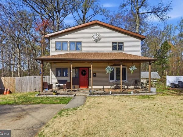 810 WOODLAND AVENUE, WILMINGTON, DE 19808