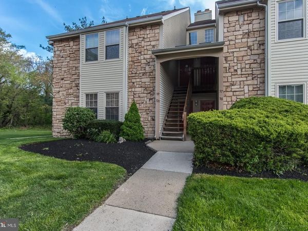 320 TAVISTOCK, CHERRY HILL, NJ 08034