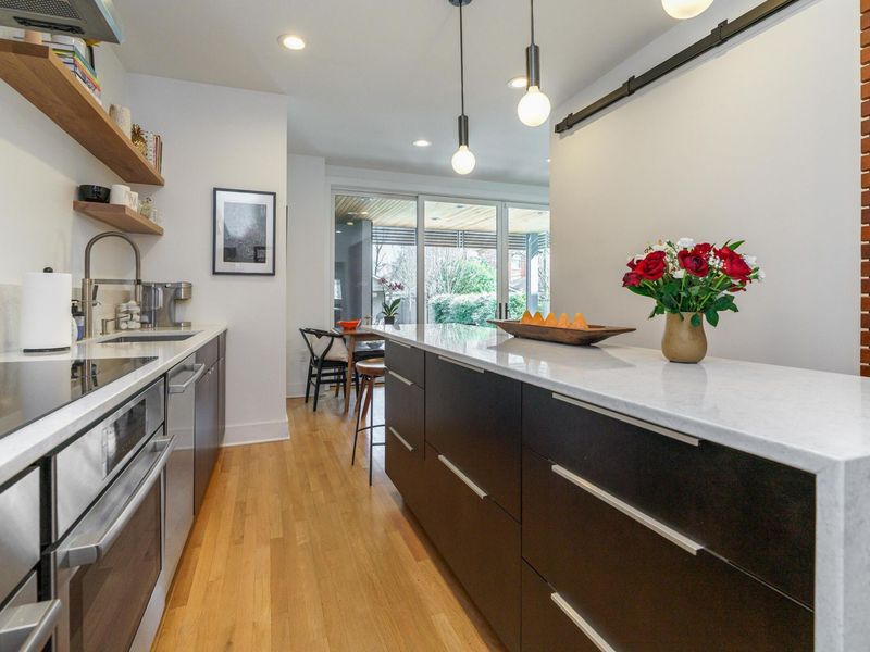 1058 Jaeger Street , Columbus, OH 43206 Photo 12