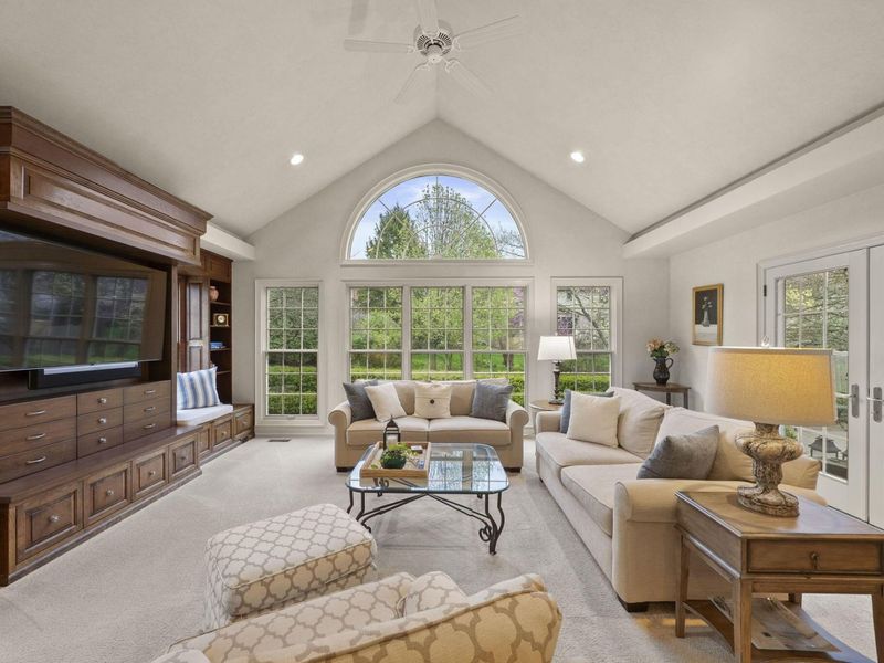 4726 Bayford Court, Columbus, OH 43220 Photo 6