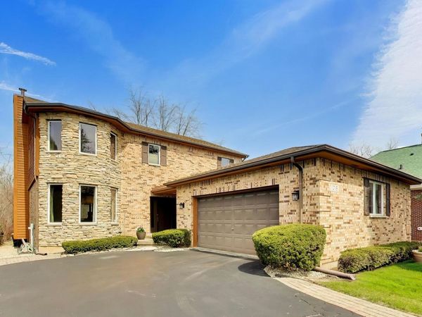 1016 Shermer Road , Northbrook, IL 60062