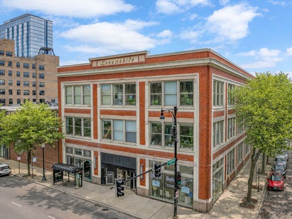 2000 S Michigan Avenue , Unit 210, Chicago, IL 60616